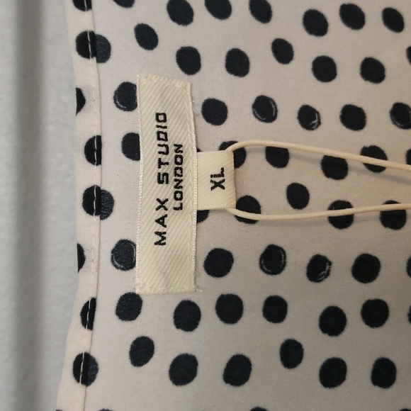 Top - Picture 3 of 4